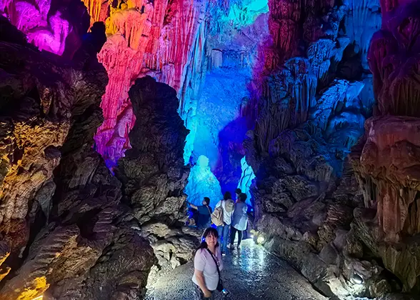 Tourists in the cave